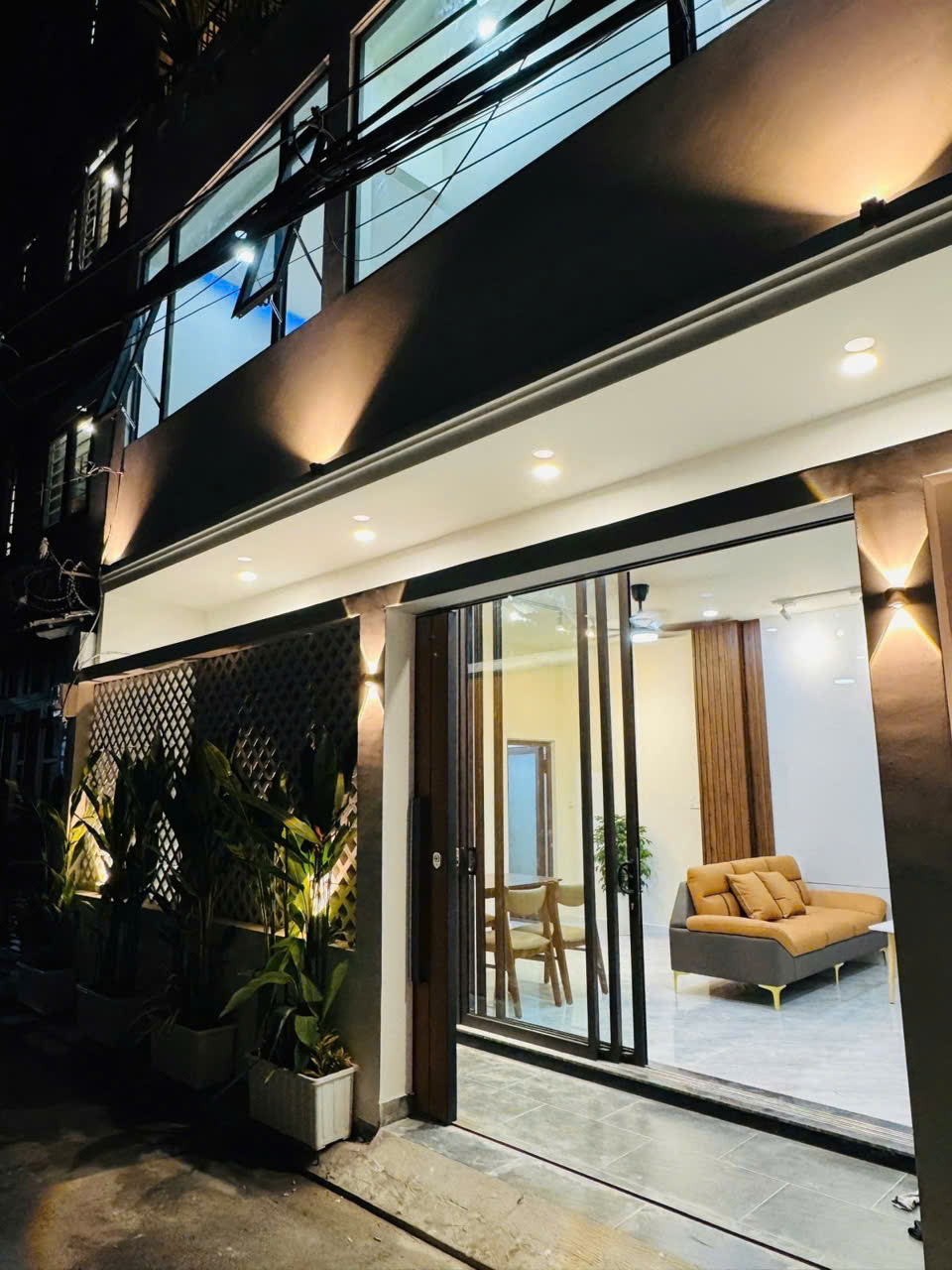 CĂN VILLA MINI TẠI TÂN SƠN NHÌ – Q.TÂN PHÚ- ÔTÔ TỚI NHÀ. chỉ: hơn 5 TỶ tl CHỦ