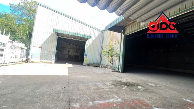 XT301 cho thuê nhà xưởng kiên cố tiếp nhận sx cơ khí, kho bãi. đường lớn xe tải thoải mái