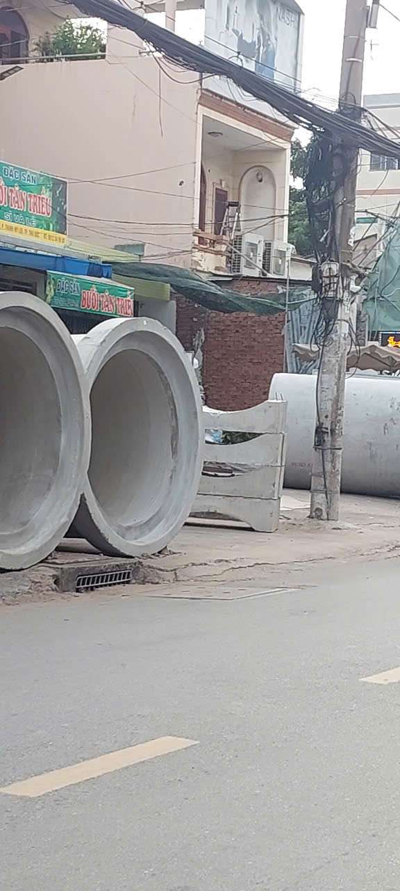 Bán Nhà hem OTO, Trần Xuân Soạn khu cư xá ngân hàng, gần đại học Marketing- diện tích đẹp gổ xịn diện tích 80m2 lh