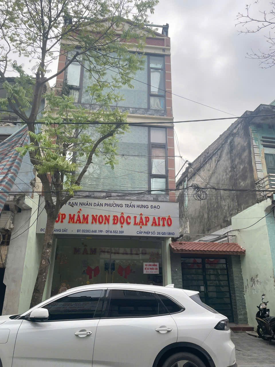 250m2
