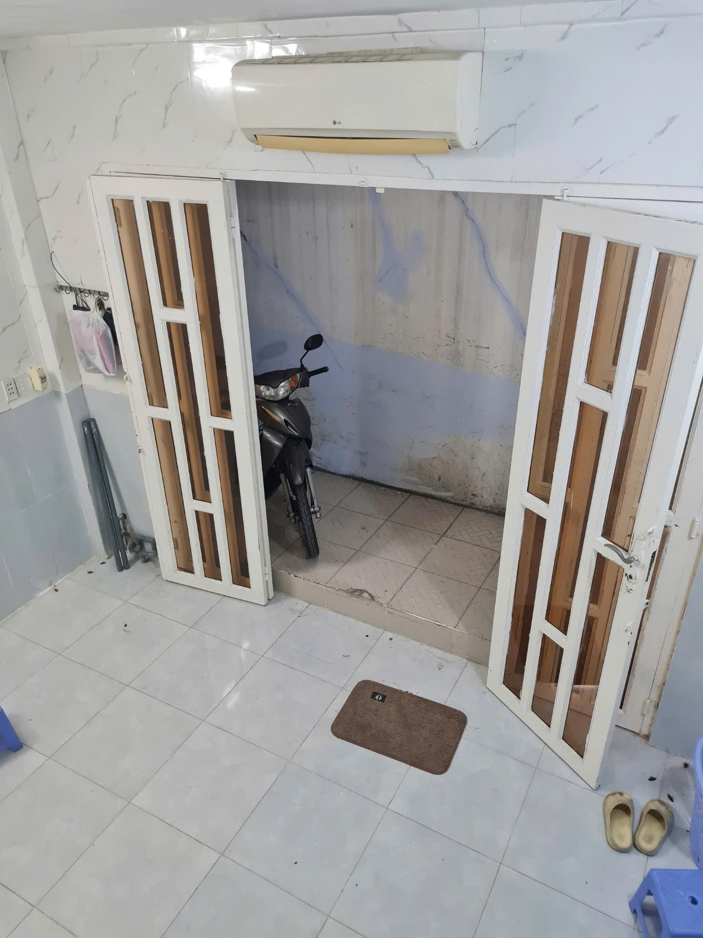 Bán nhà chính chủ Quận 7 – Sổ hồng riêng – Giá chỉ 1,9 tỷ – Huỳnh Tấn Phát, Phú Thuận