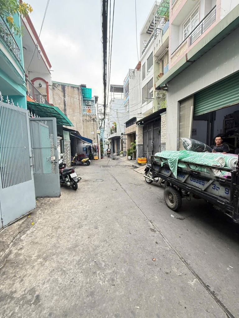 TRUNG TÂM TÂN BÌNH – HẺM XE TẢI - BÀU CÁT – HIẾM NGANG 5M - 63M2. CHỈ 7.X TỶ