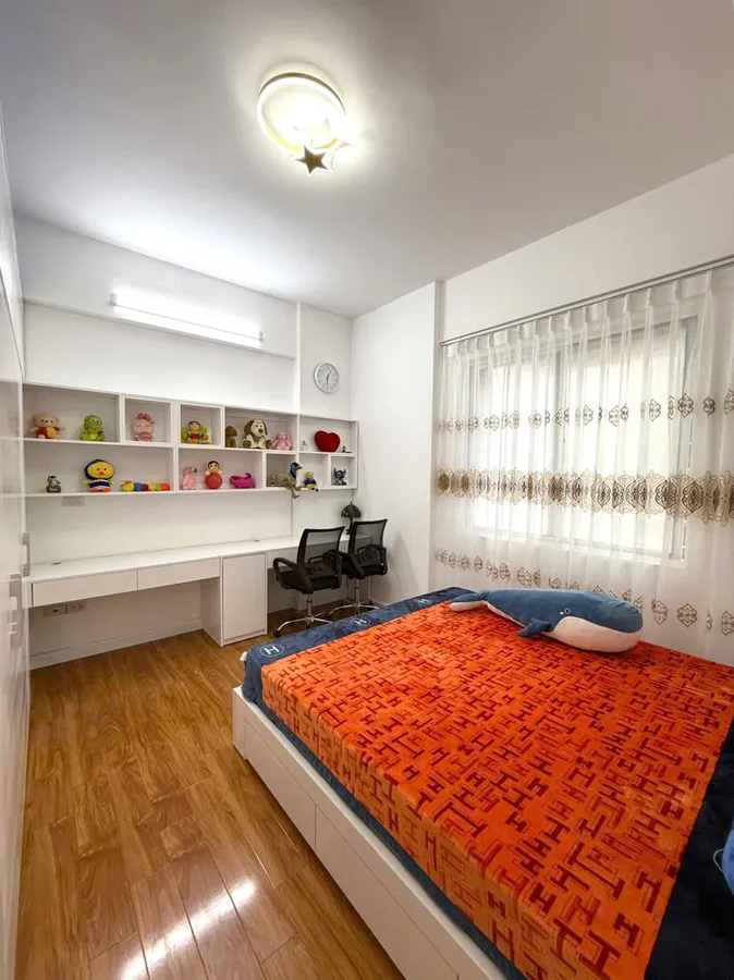 Bán căn hộ lô góc 74M², full nội thất, mặt đường Dương Đình Nghệ, chỉ 6.1 tỷ