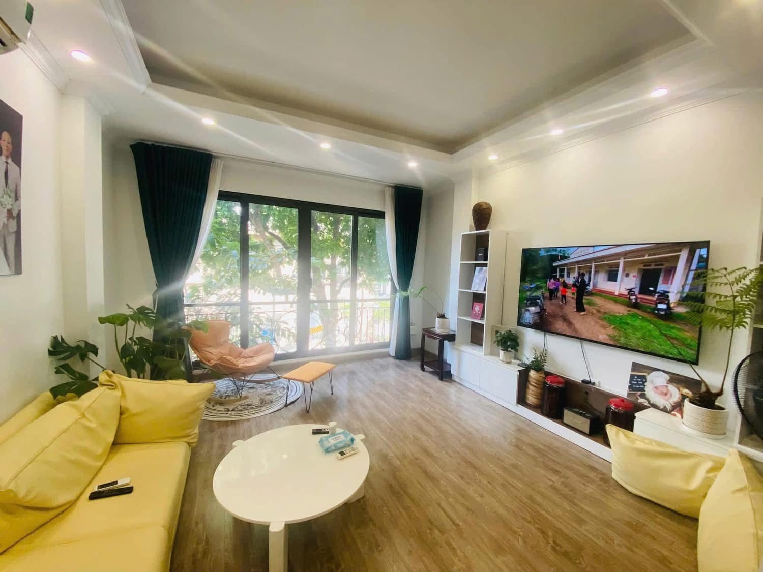 90m2