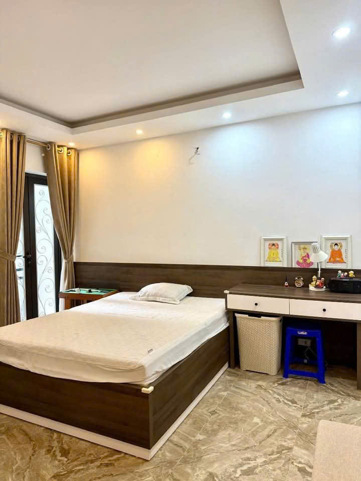 Bán nhà 4 tầng, 44m², 4PN, 4WC, Lê Trọng Tấn, Khương Trung, Thanh Xuân - 12.9 tỷ