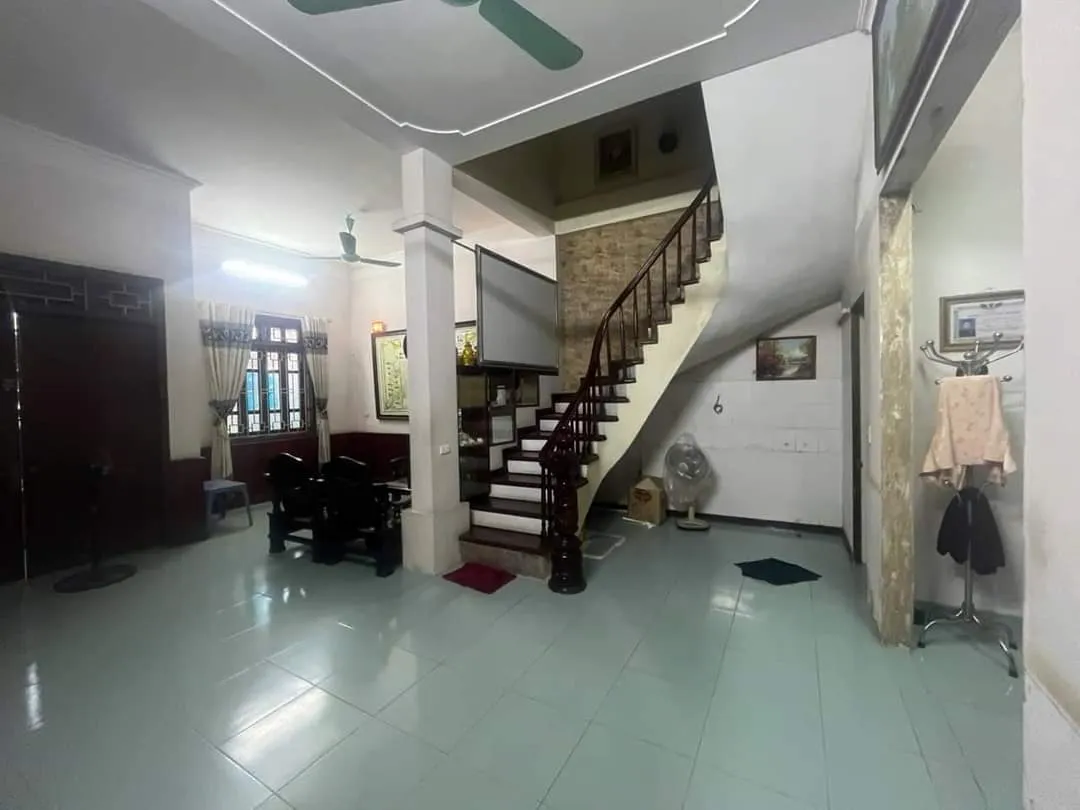 Bán nhà Thụy Phương - Bắc Từ Liêm 70m2 oto đỗ cửa giá hơn 12 tỷ