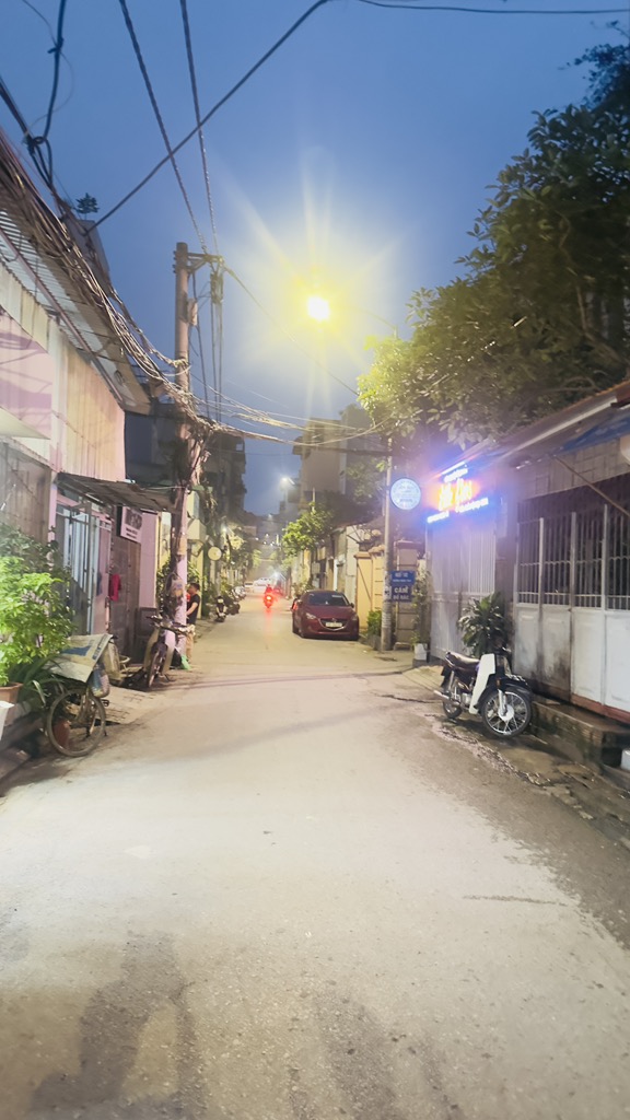 Bán nhà 4T Ngõ 140 Ngọc Thuỵ oto tránh, phân lô, chỉ hơn 7 tỷ có TL. LH 0936123469