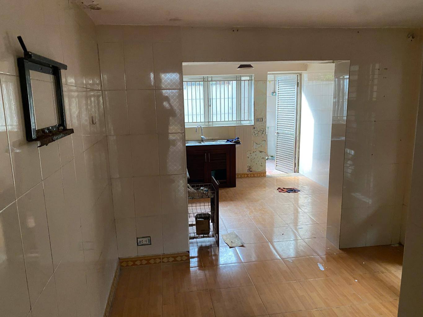 Rẻ vô địch !!! Bán đất tặng nhà 2T. 100m lô góc, sát Him lam thượng thanh chỉ hơn 7 tỷ còn tl
