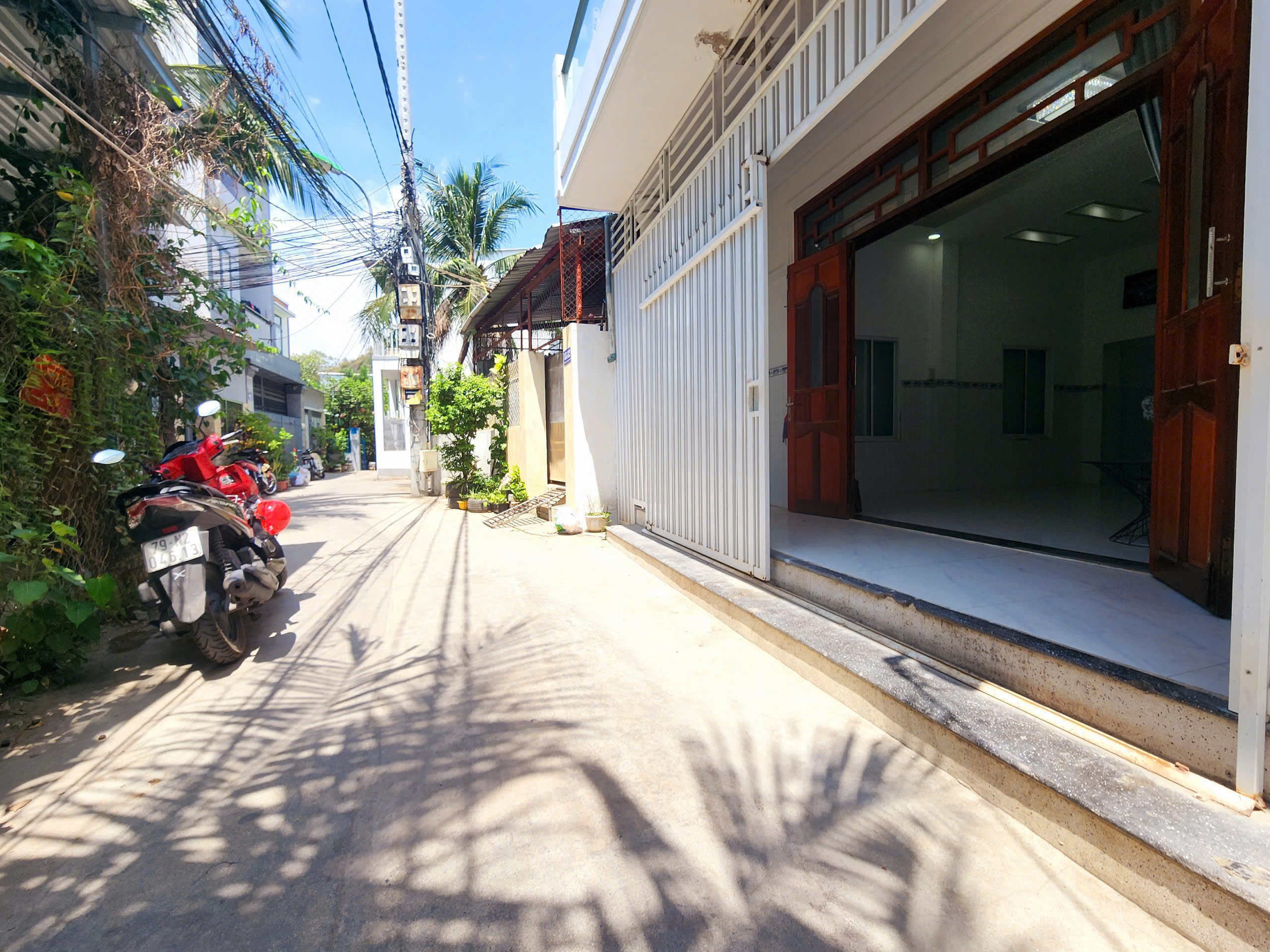 Bán Nhà hẻm oto ra vô thoải mái Phường Ngọc Hiệp gần Cầu hộ Phương Sài - tp Nha Trang -Giá: 2 tỷ 639 triệu (