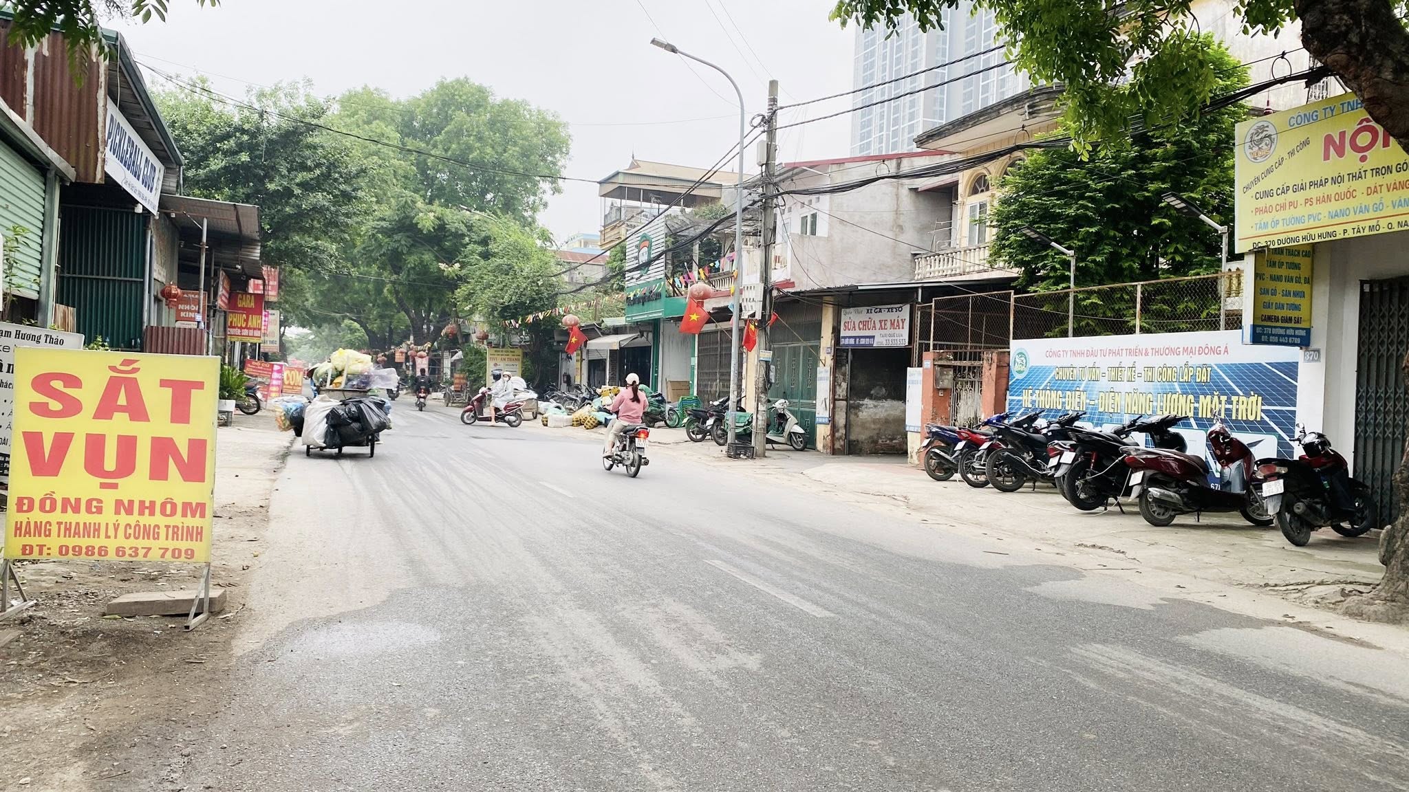 52m2, 2 tầng cũ, ô tô tải tránh, giá 7.5 tỉ (có Tl), mặt phố Hữu Hưng, kinh doanh sầm uất. Nói KHÔNG với tin ảo.