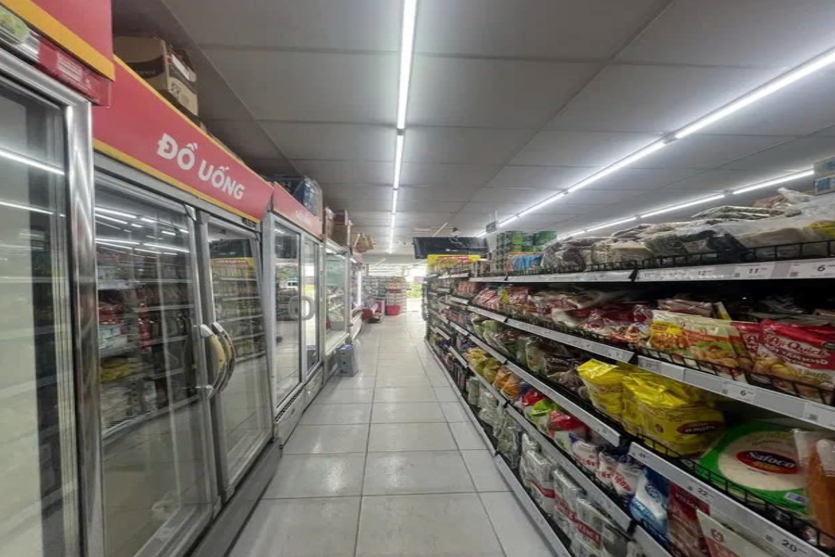 Bán gấp nhà 4 tầng, có hầm Phường 2 Phú Nhuận, sát Quận 1, gần Coopmart.