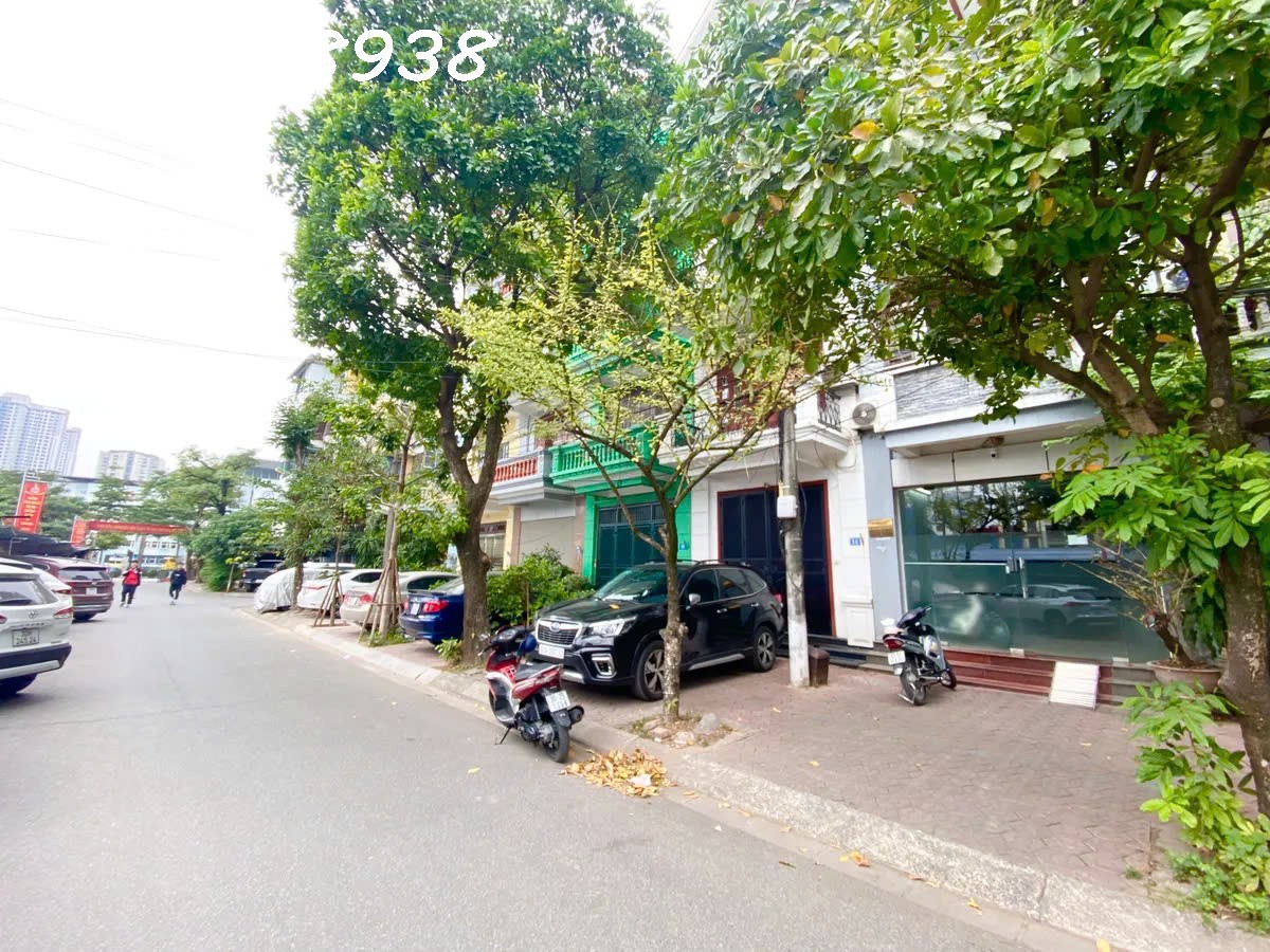 14.7 tỷ-phân lô – ô tô tránh-55m x 5T-ngõ thông-Hoàng Quốc Việt, Cầu Giấy - kinh doanh đỉnh