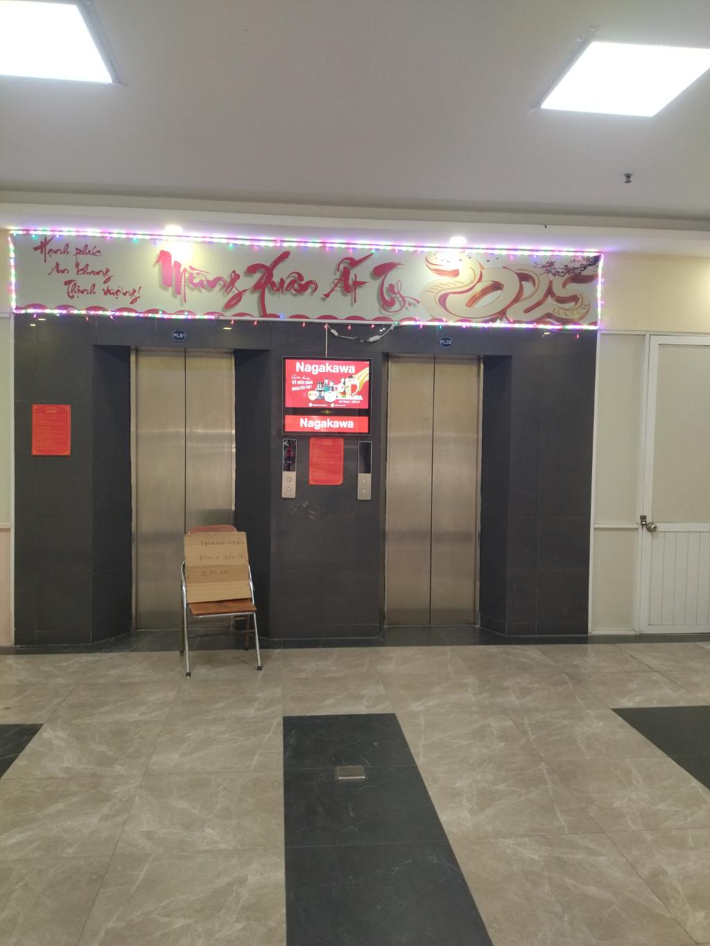 Bán CC Trương Định, DT 93m2, 2N2VS, căn góc, full nội thất. Giá rẻ kịch sàn 5,45 tỷ