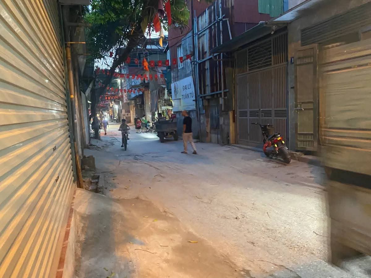 NHÀ MỚI ĐẸP Ở NGAY – NGÕ RỘNG – TƯƠNG LAI CỰC ĐẸP