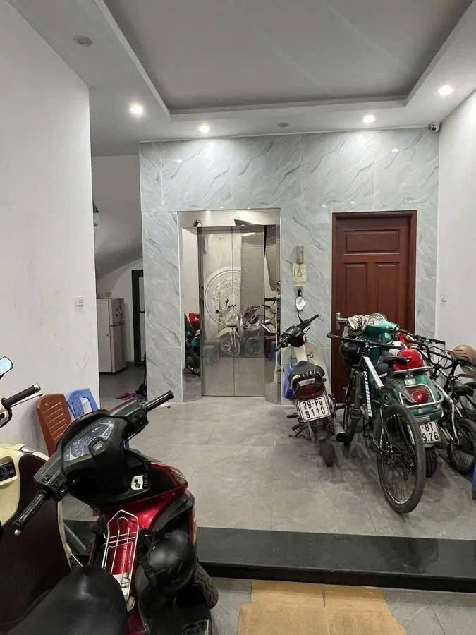 HOÀNG HOA THÁM - NHÀ ĐẸP - MẶT TIỀN RỘNG - VUÔNG VẮN - GẦN PHỐ - 65M² NHỈNH 18 TỈ - XÂY CHẮC CHẮN - HIỆN ĐẠI - THANG MÁY