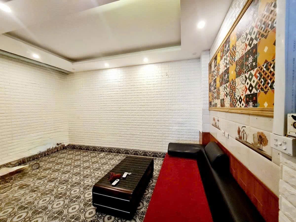 NGUYÊN HỒNG - PHÂN LÔ - NHÀ ĐẸP - KINH DOANH - DÒNG TIỀN - 50M² NHỈNH 32 TỈ