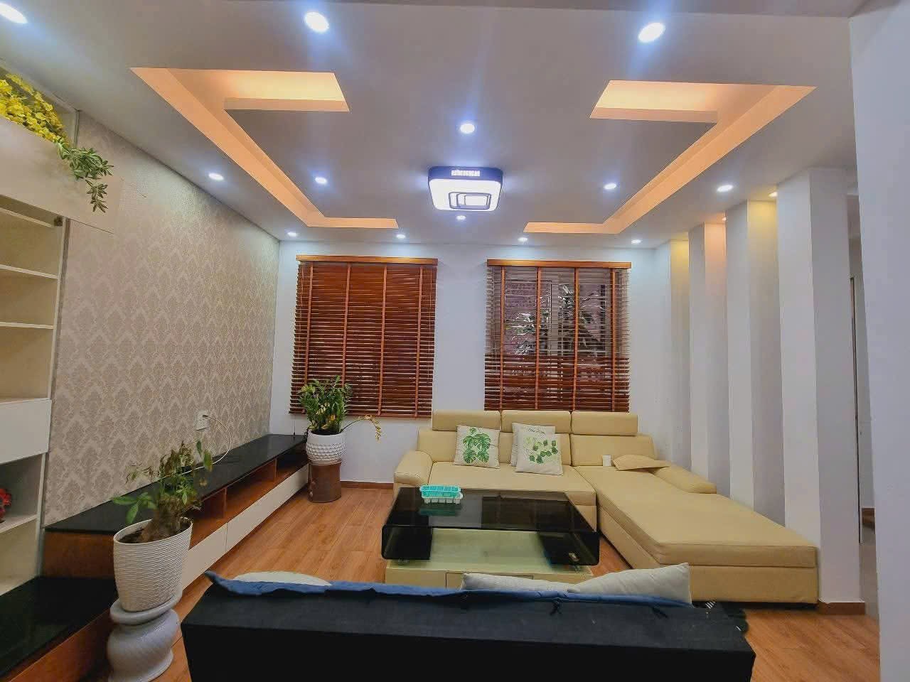 NGUYỄN PHÚC LAI - RA PHỐ - Ô TÔ - MẶT TIỀN RỘNG - KINH DOANH ĐỈNH - 80M² NHỈNH 26 TỈ - GPXD 9 TẦNG