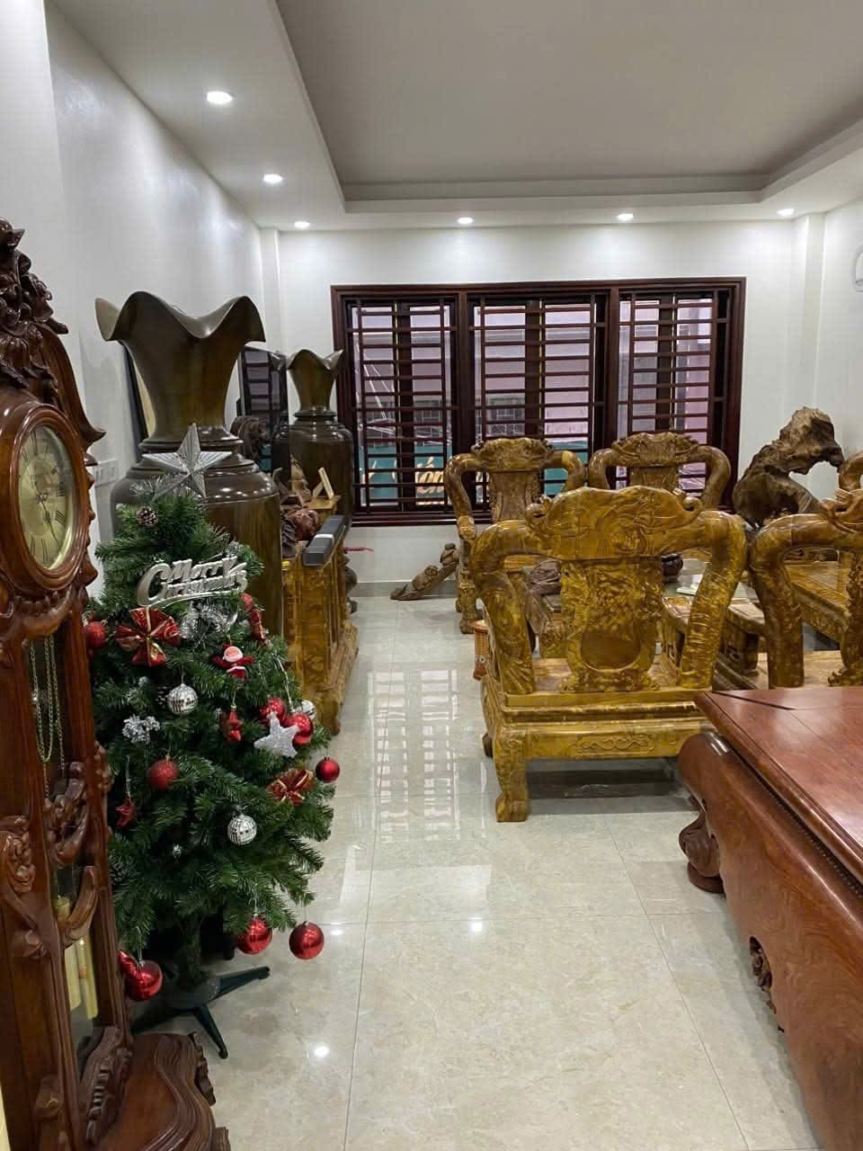 NGUYÊN HỒNG - NHÀ ĐẸP - NGÕ Ô BÀN CỜ - GARA - KINH DOANH - DÒNG TIỀN - 55M² NHỈNH 25 TỈ