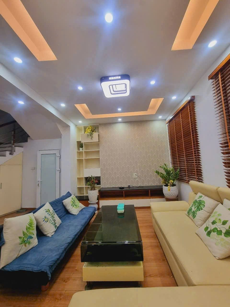 TRẦN QUANG DIỆU - NHÀ ĐẸP - PHÂN LÔ - NGÕ TO BÀN CỜ - KINH DOANH - 50M² NHỈNH 21 TỈ