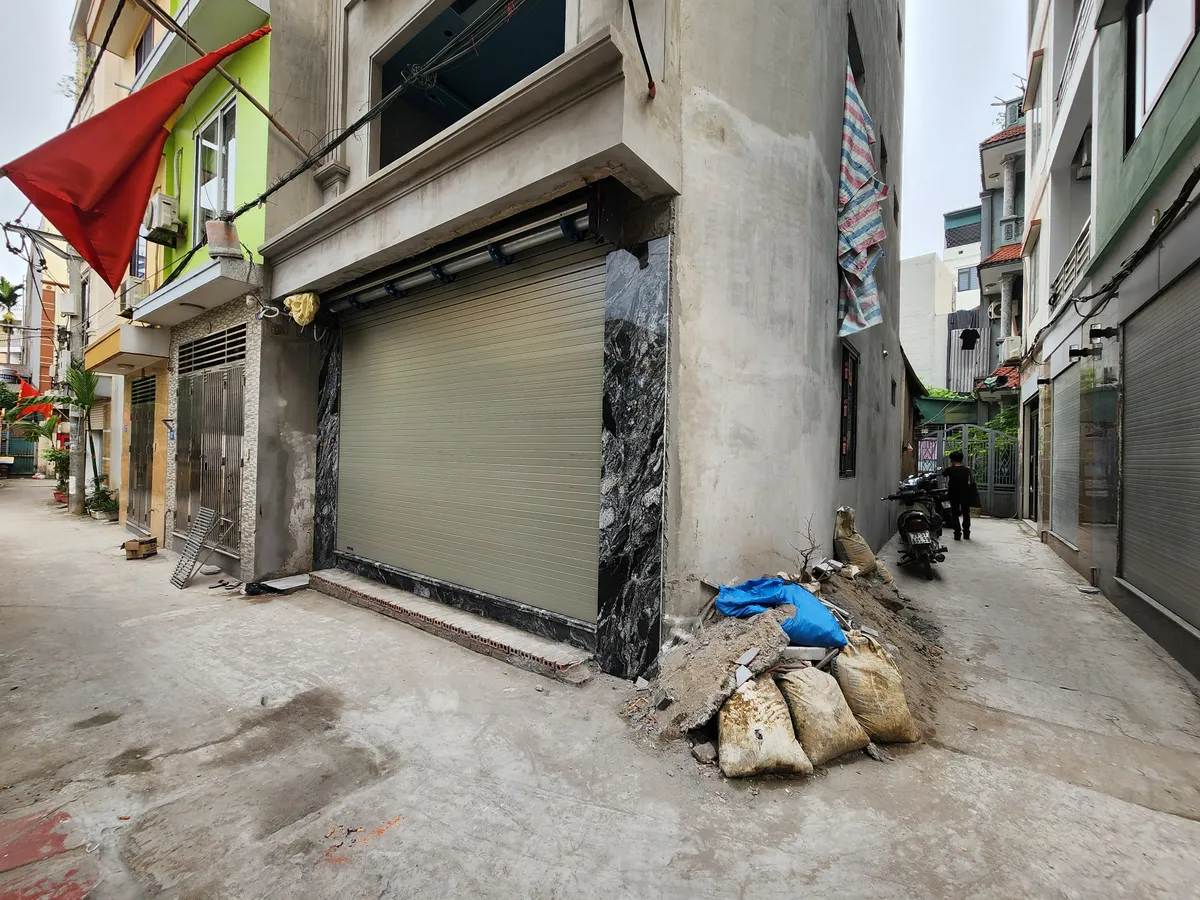 NHÀ ĐẸP DÂN XÂY ĐỘC LẬP Phúc Lợi-Long Biên 35M2 X 5 TẦNG ,5.5 TỶ.