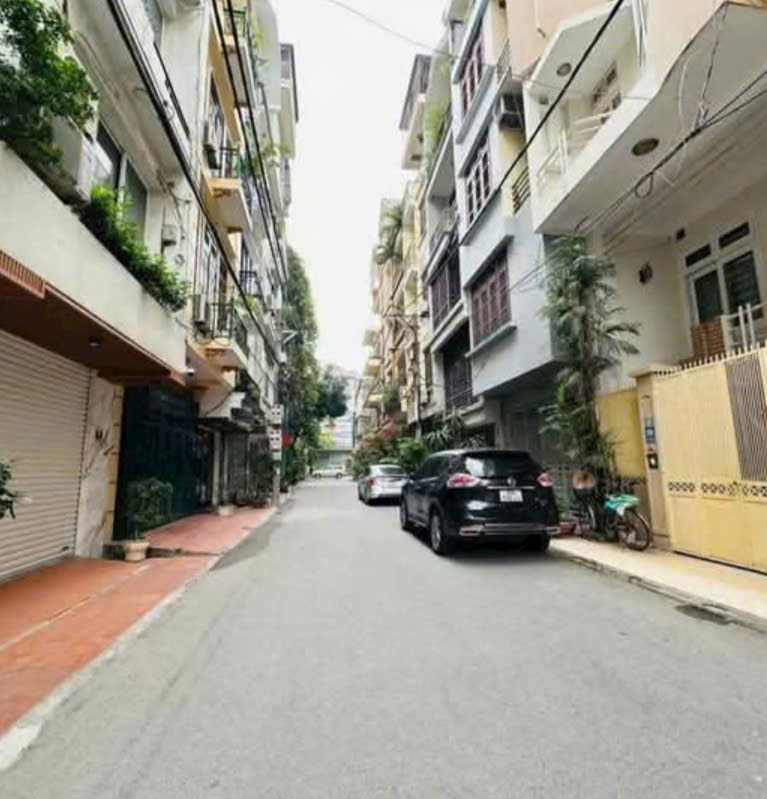 Nhà đẹp-Đào Tấn, Ba Đình-ngõ kinh doanh sầm uất-ô tô đỗ cửa-55m, 4T, chỉ 11 tỷ