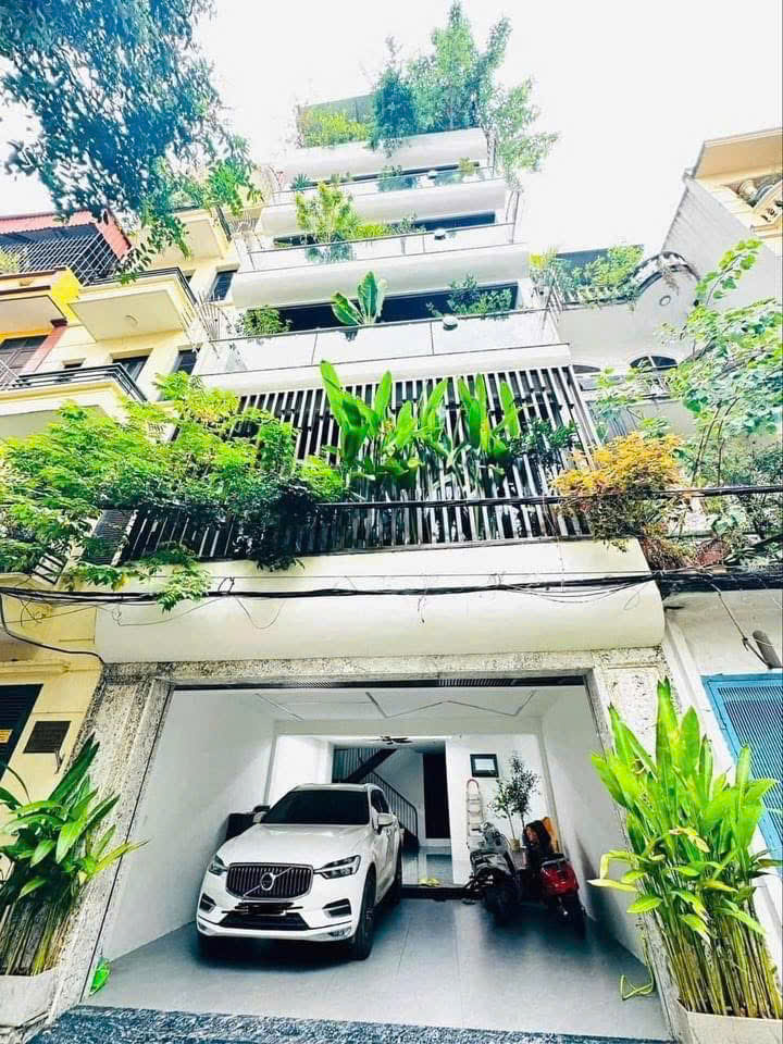 CỰC LỘC NHÀ 6 TẦNG MẶT NGÕ HOÀNG QUỐC VIỆT, QUẬN CẦU GIẤY, KINH DOANH CỰC ĐỈNH, VỈA HÈ RỘNG, VỊ TRÍ ĐẸP.