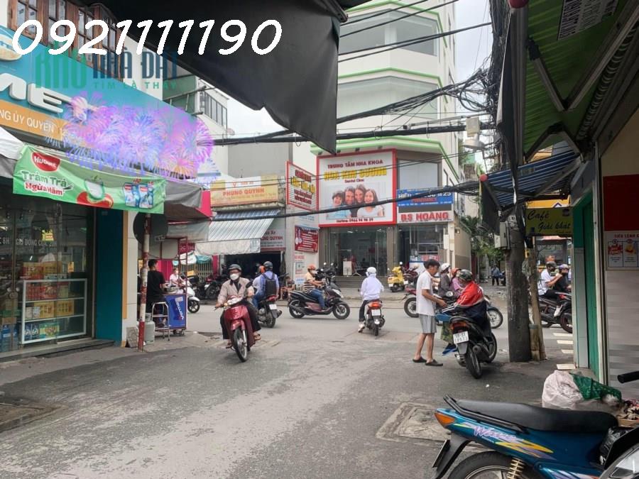 Bán gấp Đất Vạn Phúc xe con đỗ cửa, gần cạnh vườn hoa, trường 2, giá chỉ 9,x tỷ