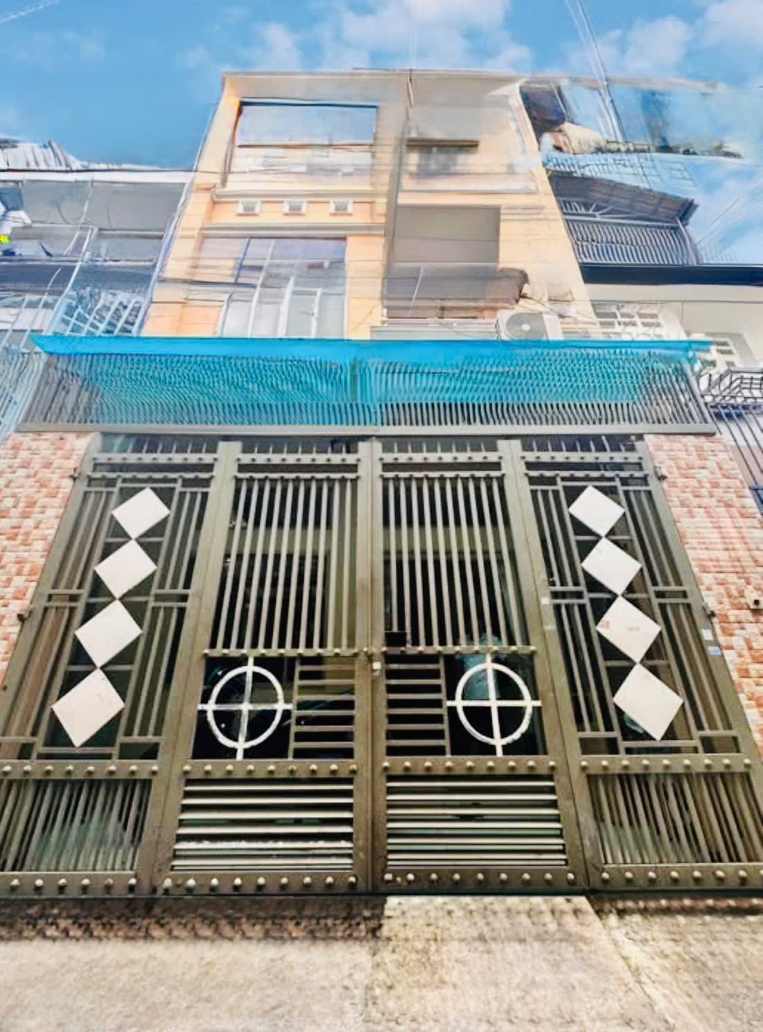 TUYỆT PHẨM CMT8 Q10 - KHÔNG CĂN 2 – 3 TẦNG CAO CẤP – NGANG 5M – 60M².