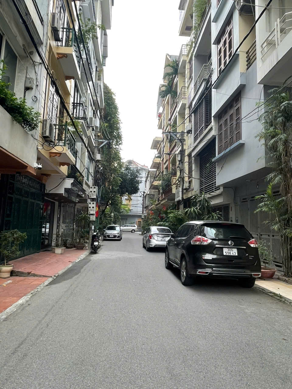 Tài chính 18 tỷ mà tậu được căn nhà mặt ngõ, ô tô tránh, gần trường tốt, Em Hà có căn này dành riêng cho anh/ chị ở