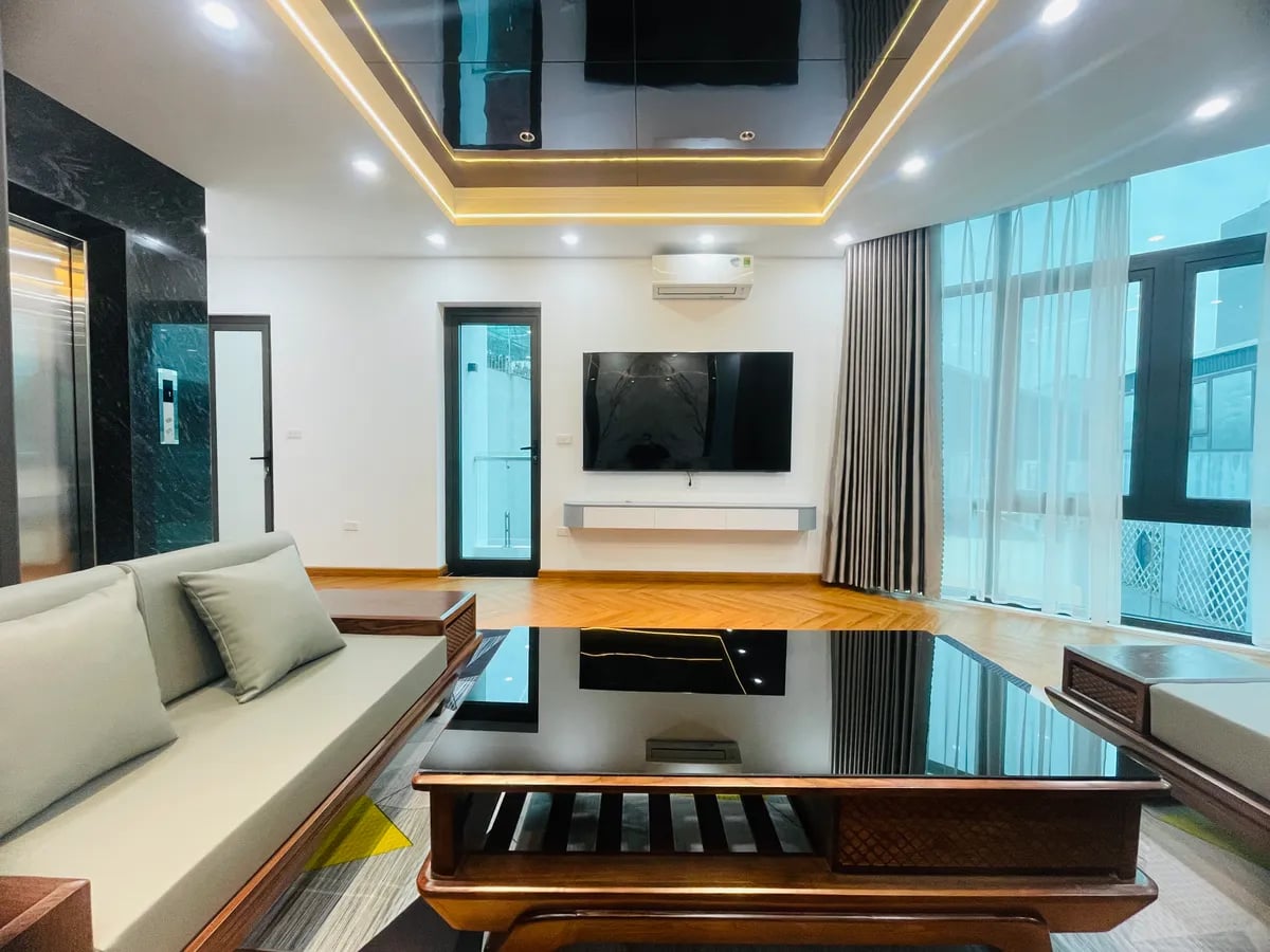 BÁN NHÀ NGUYỄN VĂN CỪ – 50M2, 7 TẦNG, 2 MẶT TIỀN, GARA - THANG MÁY - FULL NỘI THẤT, GIÁ 12,9 TỶ.
