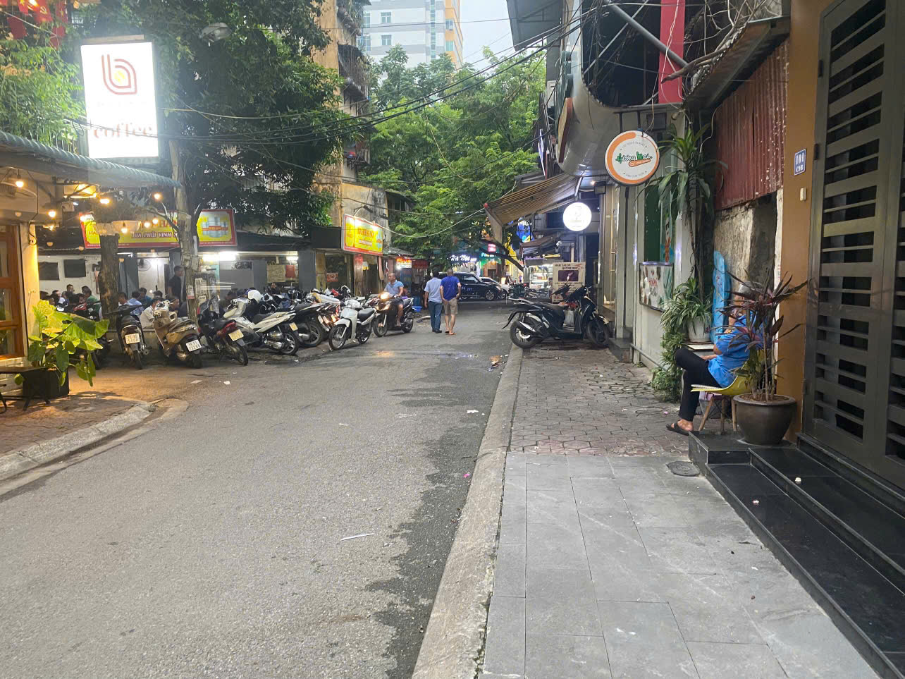 Chính chủ cho thuê phòng trọ tại nhà số 102 ngõ 26 Tô Hiệu, Nghĩa Tân, Cầu Giấy, Hà Nội.
