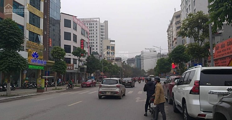 Chính chủ cần bán tòa Căn Hộ Dịch vụ cao cấp phố Võ Chí Công Xuân La Lạc Long Quân Tây Hồ dt 268 m2 giá 140 tỷ