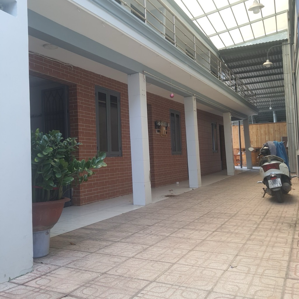 Bánh Nhanh Nhà MặtTiền Hà Huy Giáp, P- Thạnh Lộc Q12 - 300m2 Chỉ 16 tỷ,