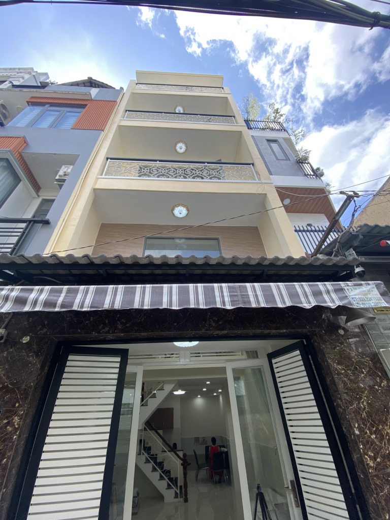 BÁN NHÀ ĐẸP ÂU DƯƠNG LÂN, QUẬN 8, 5 TẦNG 4*10M, NỞ HẬU NHỈNH 6 TỶ, NHÀ MỚI VÀO Ở NGAY