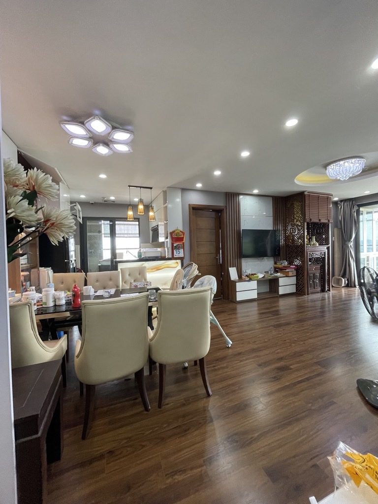 (Tin thật 100%) CH lô góc 110m2 x 3PN tại Sun Square - Ban công Đông Nam - Tặng nội thất 650 triệu