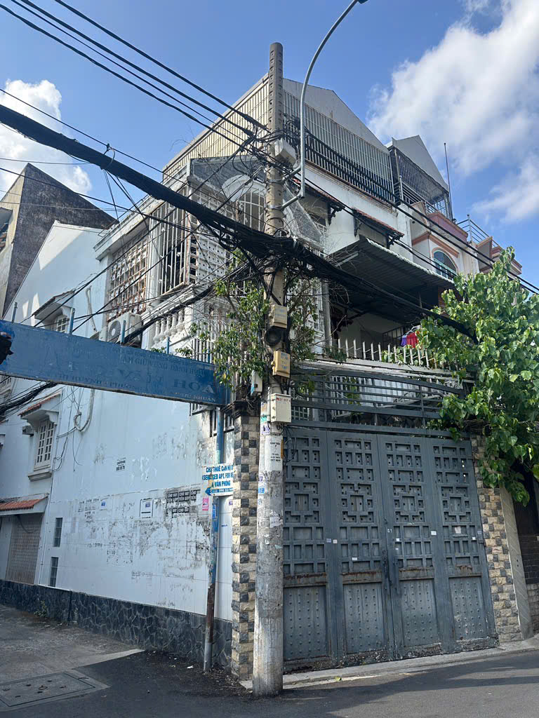 SIÊU PHẨM LÔ GÓC - CÓ CHỖ ĐẬU OTO TRONG NHÀ TẠI PHÚ NHUẬN!
