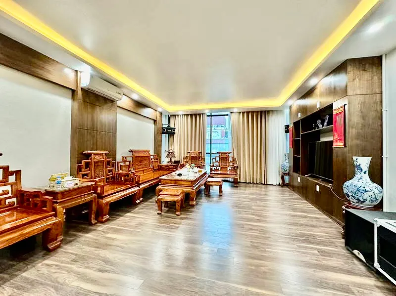 MẶT PHỐ Ô TÔ TRÁNH Ô TÔ VÀO NHÀ 7 TẦNG THANG MÁY KINH DOANH CỰC ĐỈNH