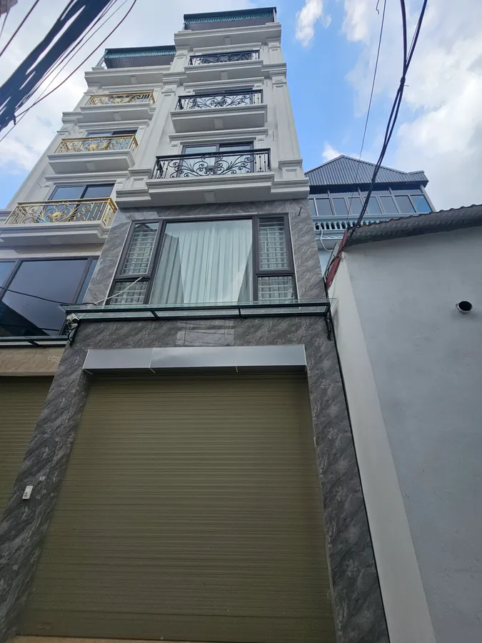 NHÀ MỚI 6 TẦNG THANG MÁY Ô TÔ VÀO Nguyễn Văn Linh 45M2, Mặt tiền 4m,10.35 tỷ Long Biên.