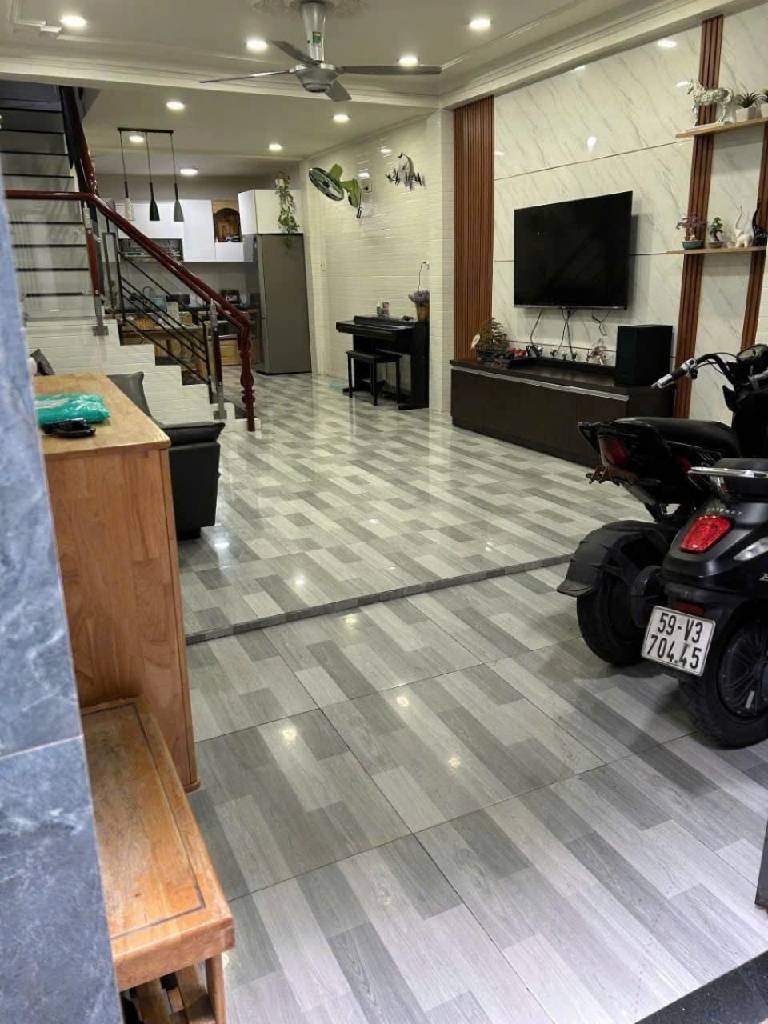 NHÀ CHÍNH CHỦ – MUA Ở NGAY, SAU LƯNG COOP MART – 2 TẦNG - 2PN - GIÁ CHỈ 4.2 TỶ