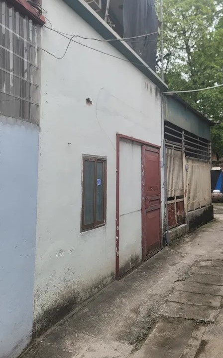 Bán gấp mảnh đất, Phú Thượng, ô tô đỗ cửa, D/T: 53m,M/T:5m. Ở sướng, K/D. Hàng xóm Ciputra