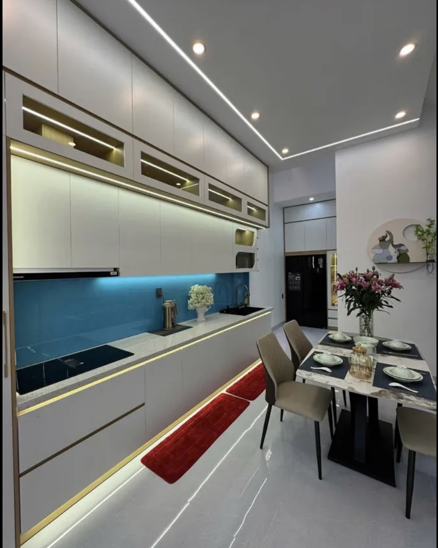 Nhà 3 tầng mới đẹp kiệt oto Lê Đình Kỳ. DT:65m , ngang hơn 5m