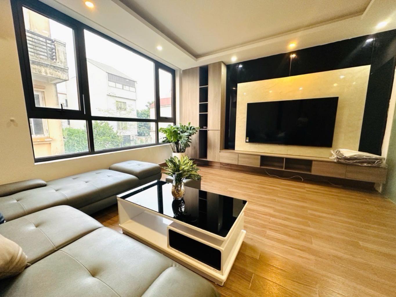 NHÀ SIÊU ĐẸP VĂN CAO LIỄU GIAI 45M2x5 - GẦN LOTTE -BA ĐÌNH - THANG MÁY - SÁT PHỐ NHỚN - CHÀO 15,8 TỶ