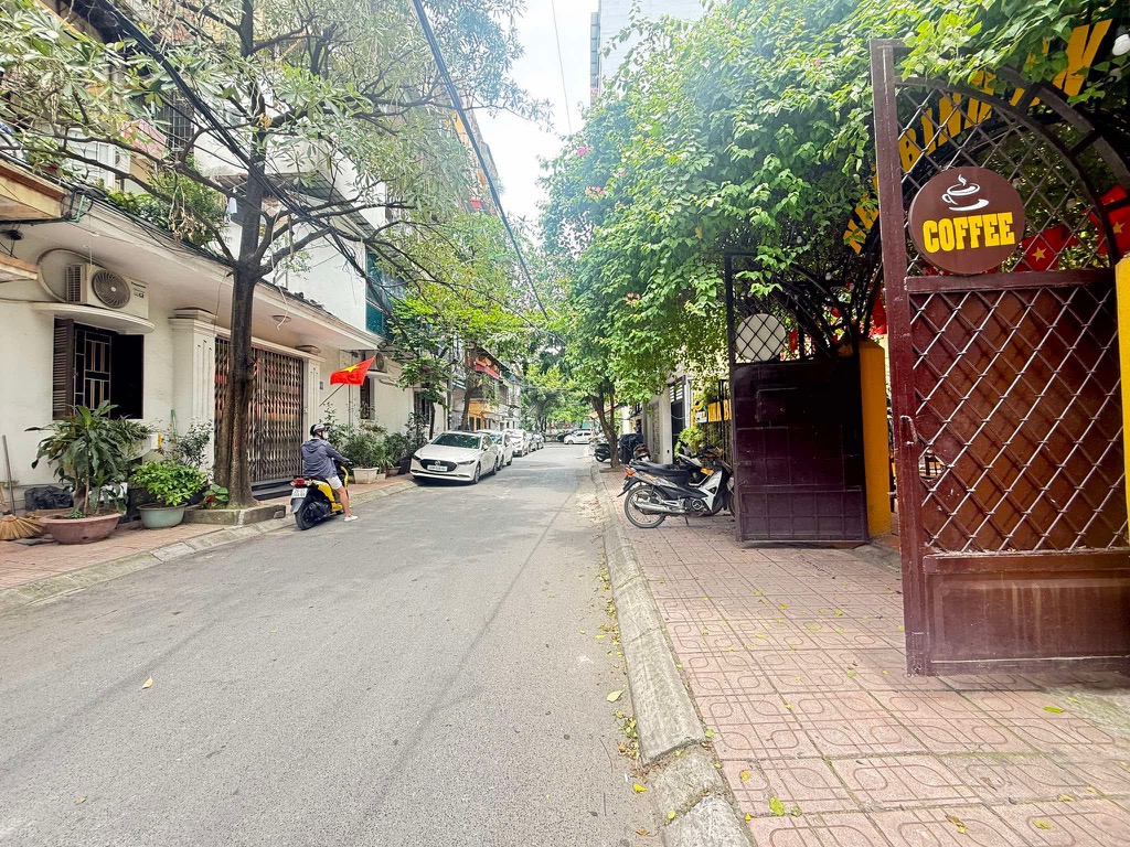 Bán căn hộ Tầng 1 ngõ 208 Giải Phóng, 90m 2N1VS, kinh doanh tốt, Giá 6,95 tỷ