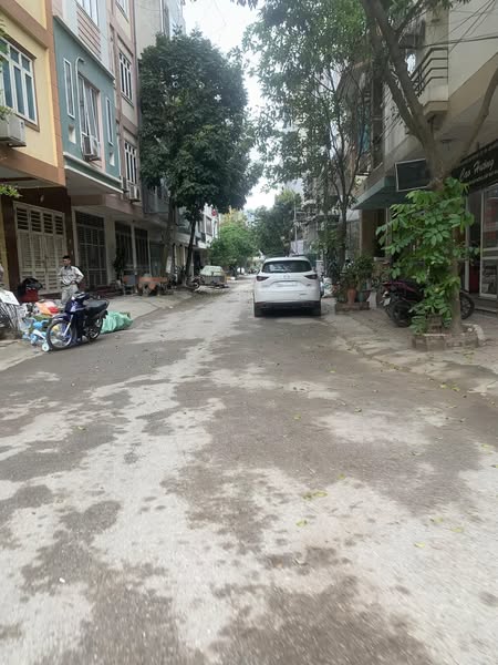 BÁN LÔ ĐẤT ĐẸP PHÚ DIỄN BẮC TỪ LIÊM 44m2 NHỈNH 10 tỷ. ĐƯỜNG CHỤC CHÍNH – KINH DOANH – Ô TÔ CHÁNH – VỈA HÈ