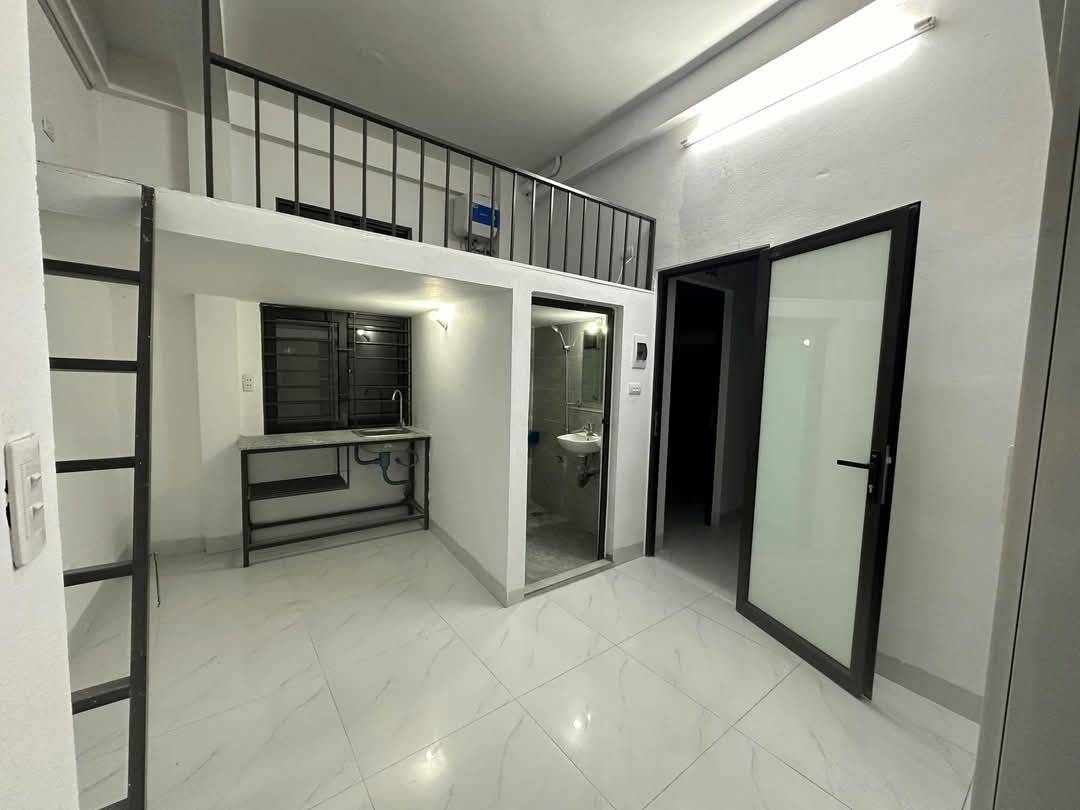 Tòa Nhà cho thuê 7 tầng 10pnkk thang máy,40m full nội thất Triều Khúc - Tân Triều chỉ tủ 8 tỷ