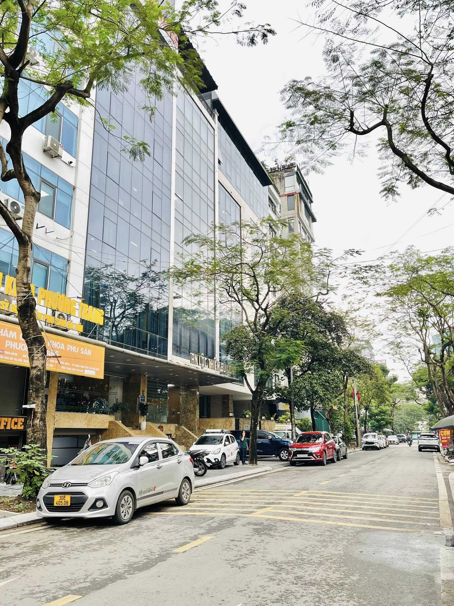 Bán Tòa Building 10 Tầng Ngõ 75 Trần Thái Tông 126m/ M.tiền 7.2m 105 Tỷ, KD đỉnh