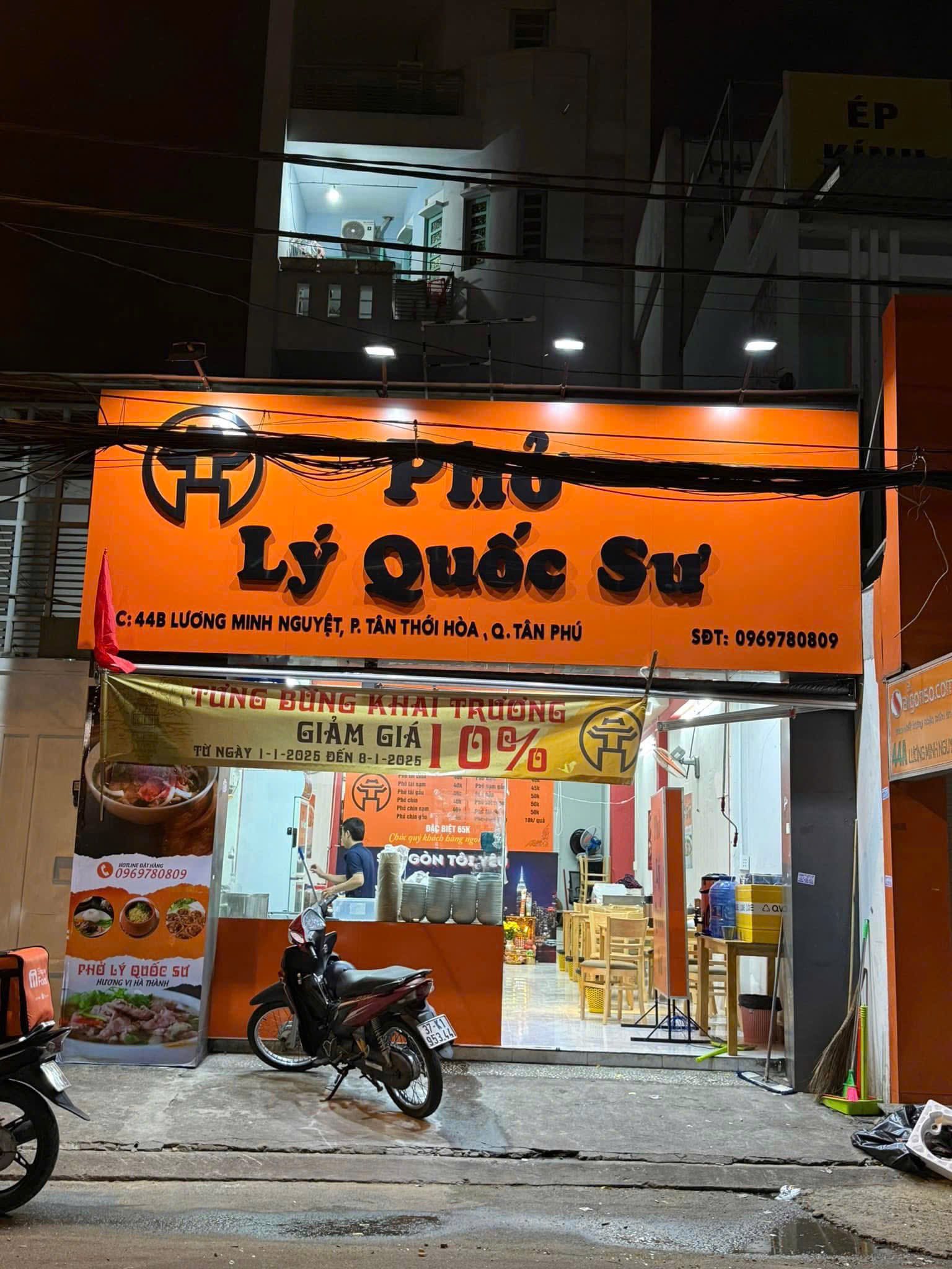 Sang nhượng quán phở ( tặng kèm công thức) tại đường Lương Minh nguyệt - Tân Phú