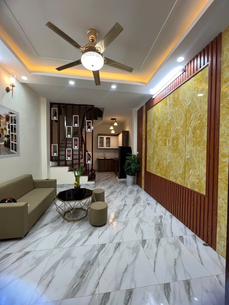 Bán nhà Vạn Phúc ngõ thông oto đỗ cửa 32m 5 tầng mỗi tầng 2 pn,full nội thất giá chỉ 6.3 tỷ