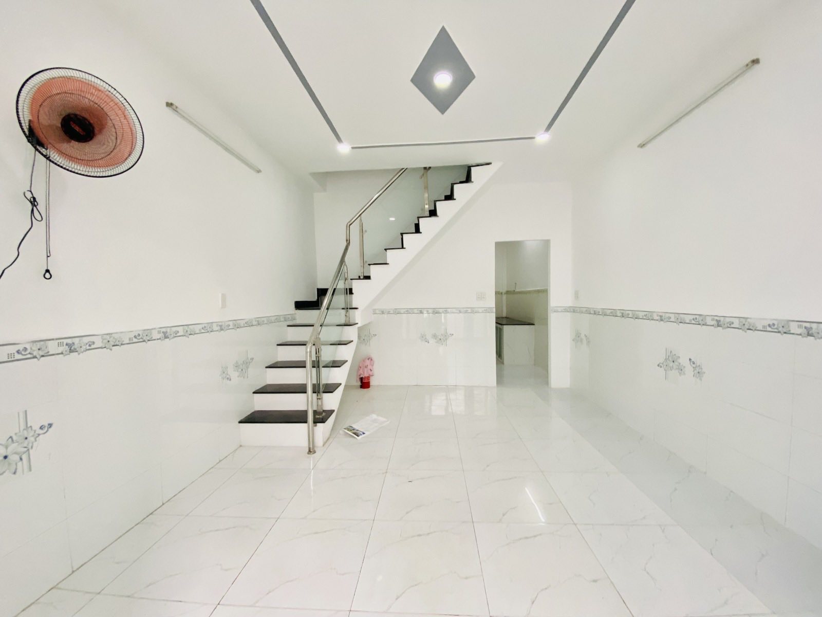 BÁN NHÀ 2 TẦNG, 47M², NGÕ NGUYỄN VĂN LƯỢNG, GÒ VẤP - CHỈ 4.2 TỶ - SỔ HỒNG RIÊNG