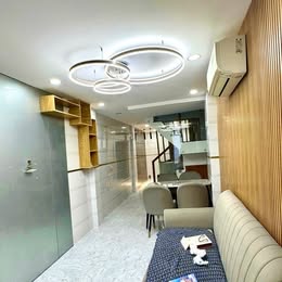 BÁN NHÀ FULL NỘI THẤT - HỒNG BÀNG - 39M2 ( 3×13M) - 2 TẦNG - HẺM 3M - THÔNG TỨ TUNG - NHỈNH 3 TỶ.